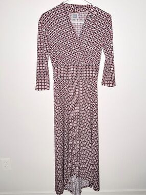 Beautiful Nom Maternity Geometric Dress